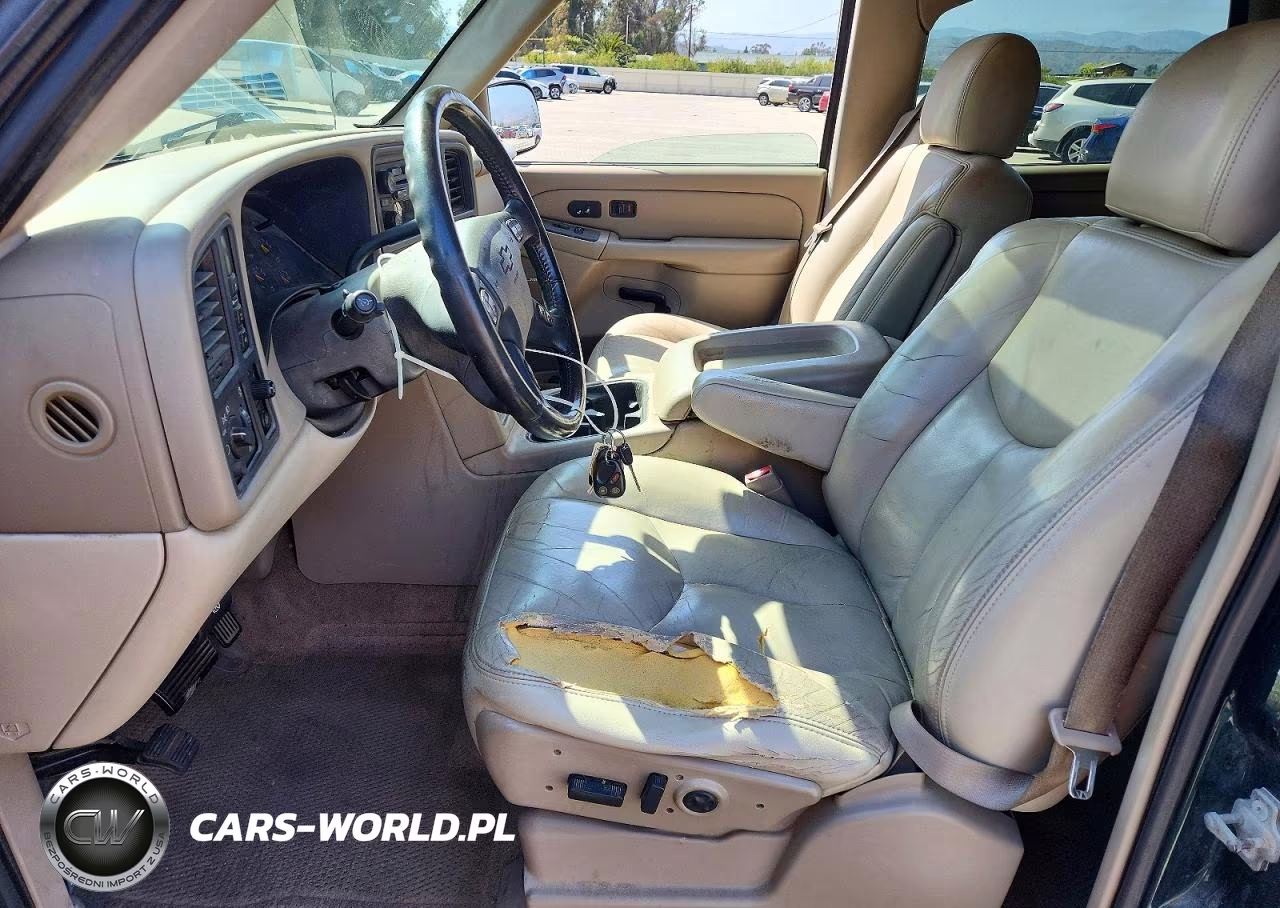 2004 Chevrolet Tahoe K1500 VIN:1GNEK13T34J210935 - 7
