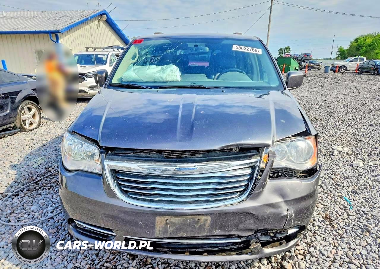 2016 Chrysler Town & Country Touring VIN:2C4RC1BG0GR295633 - 5