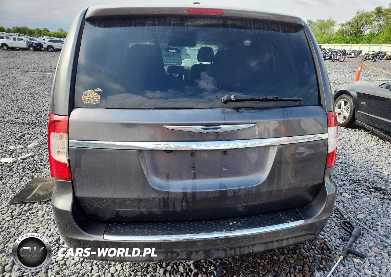 2016 Chrysler Town & Country Touring VIN:2C4RC1BG0GR295633 - 6