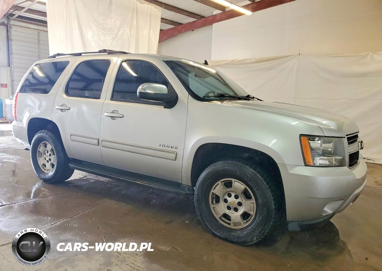 2012 Chevrolet Tahoe C1500 Ls VIN:1GNSCAE04CR301540 - 4