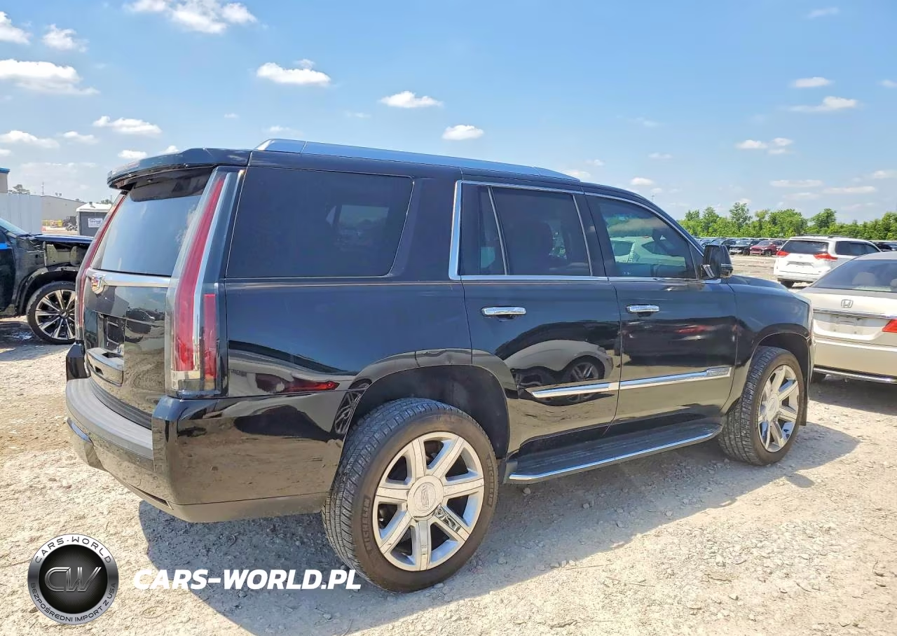 2017 Cadillac Escalade Luxury VIN:1GYS3BKJ9HR132595 - 3