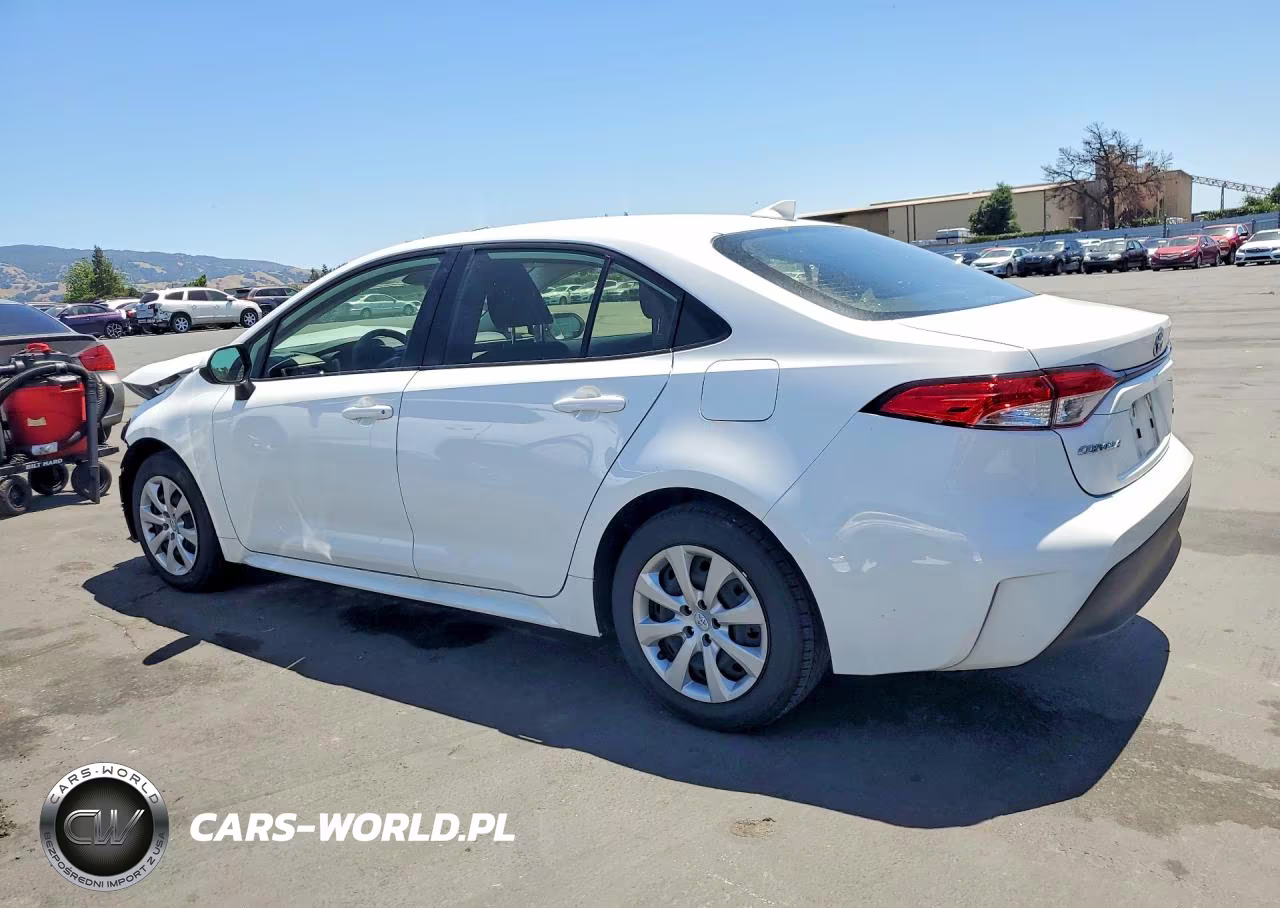 2024 Toyota Corolla Hybrid Le VIN:JTDBCMFE9R3066455 - 2