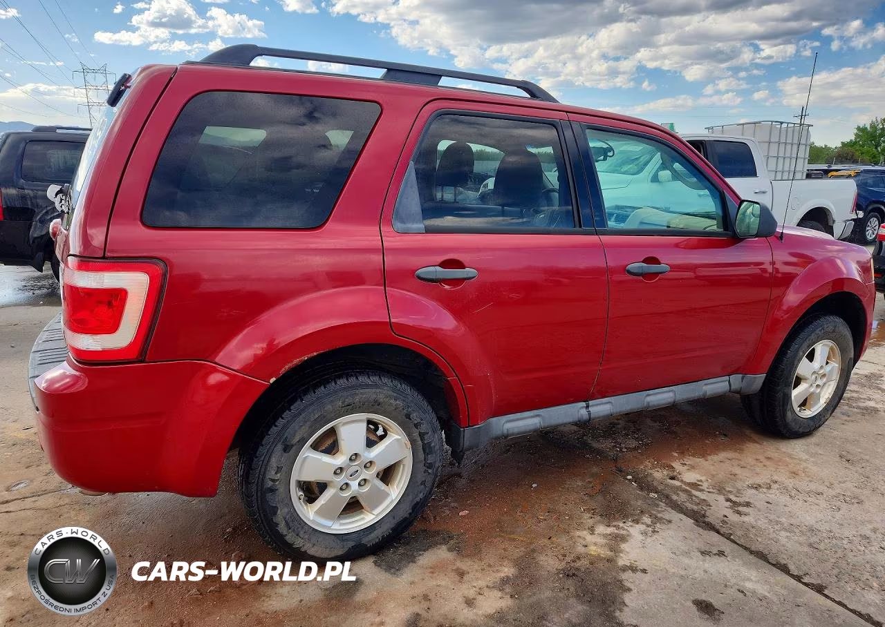 2011 Ford Escape Xlt VIN:1FMCU9DG9BKA55935 - 3