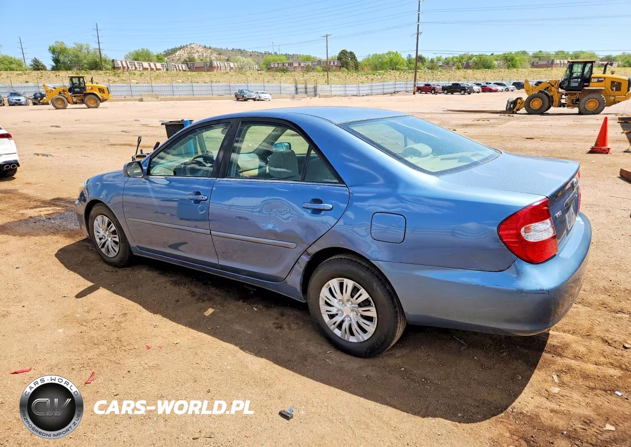 2002 Toyota Camry Le VIN:4T1BE32K62U624158 - 2
