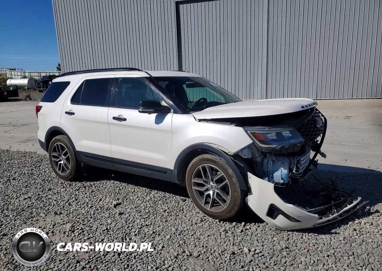 2019 Ford Explorer Sport VIN:1FM5K8GT8KGB40768 - 4