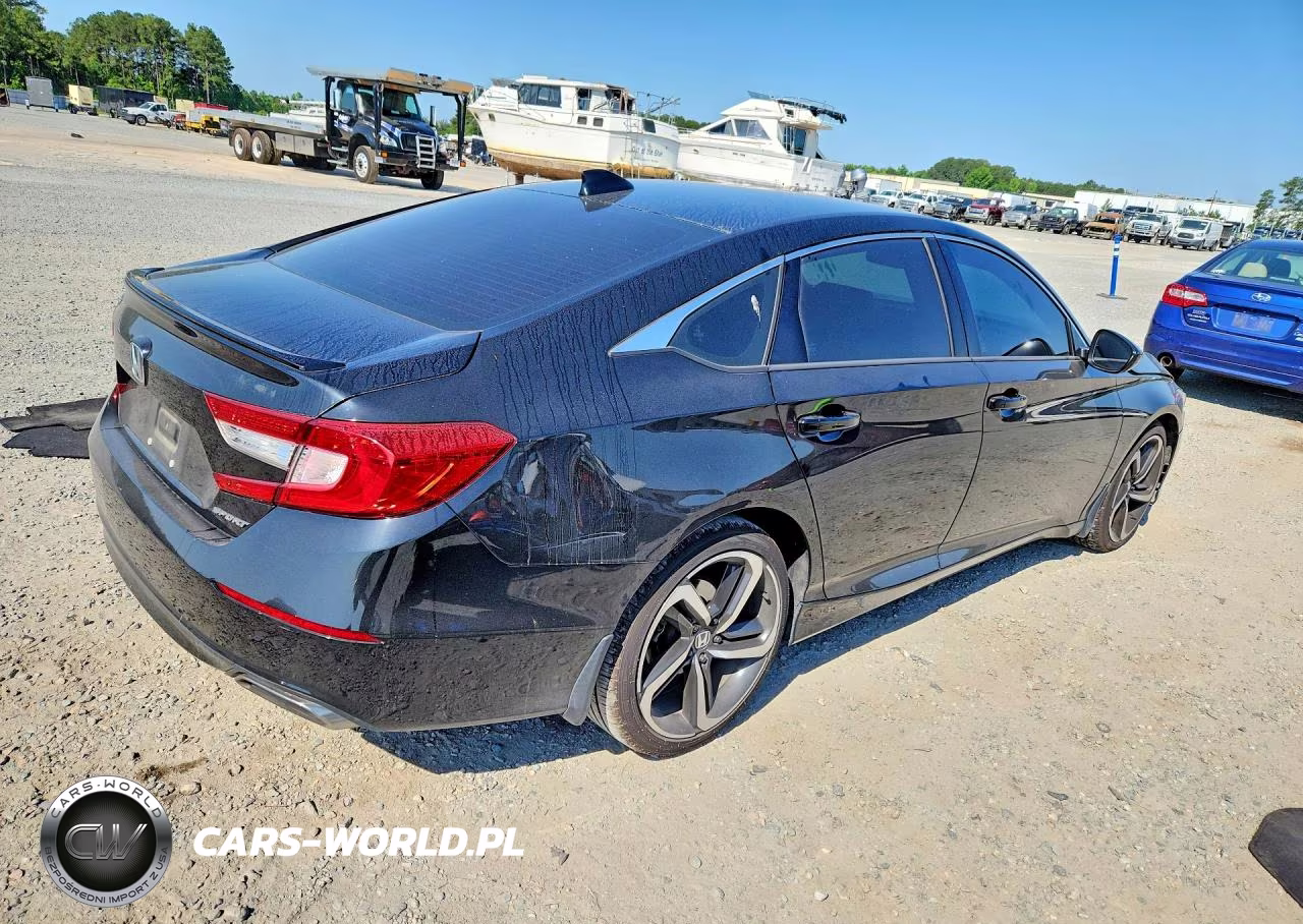 2018 Honda Accord Sport VIN:1HGCV1F36JA077250 - 3