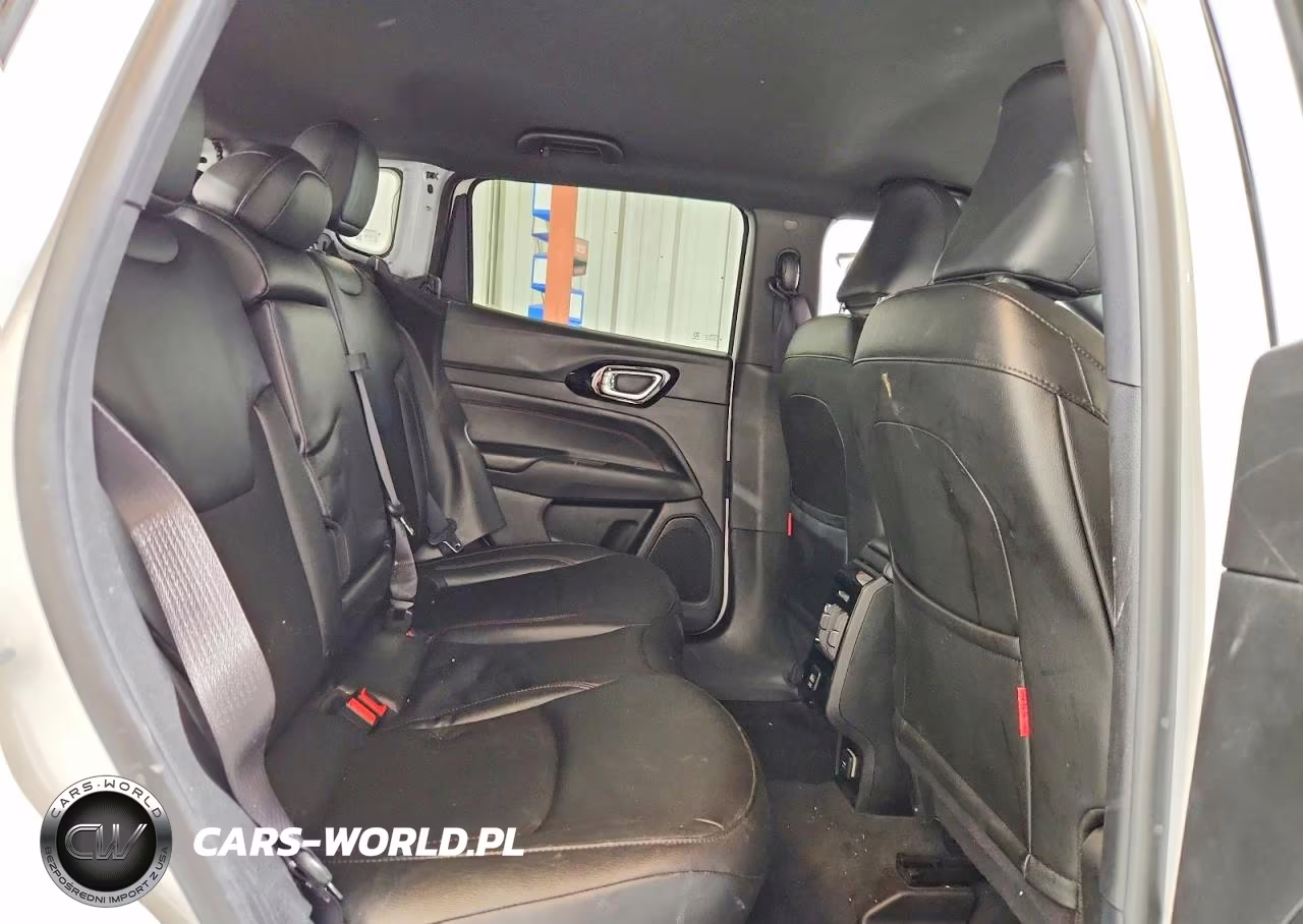2025 Jeep Compass Trailhawk VIN:3C4NJDDN4ST522877 - 11