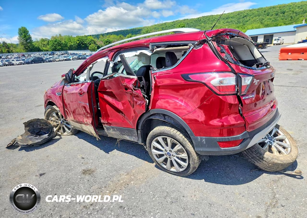 2017 Ford Escape Titanium VIN:1FMCU9J94HUE32402 - 2