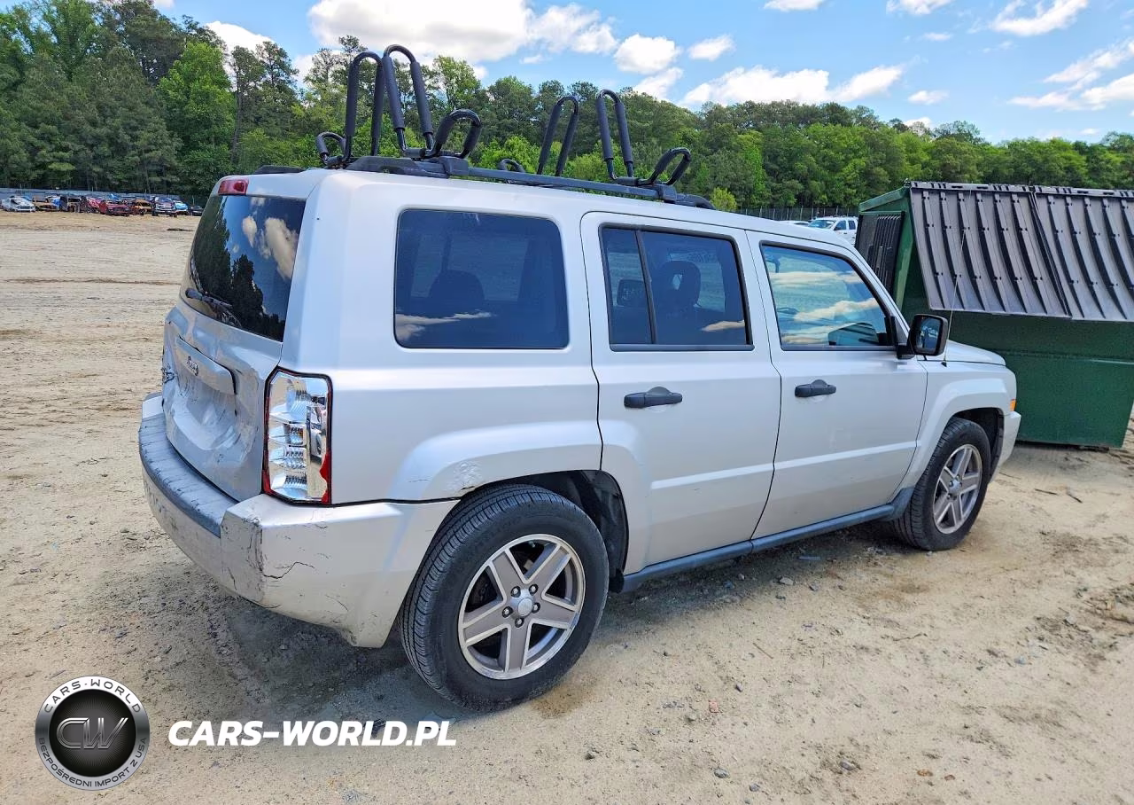 2007 Jeep Patriot Sport VIN:1J8FF28W77D364974 - 3
