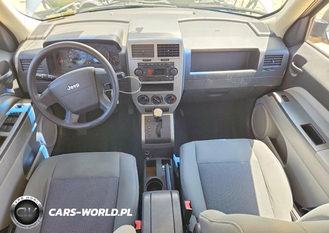 2007 Jeep Patriot Sport VIN:1J8FF28W77D364974 - 8