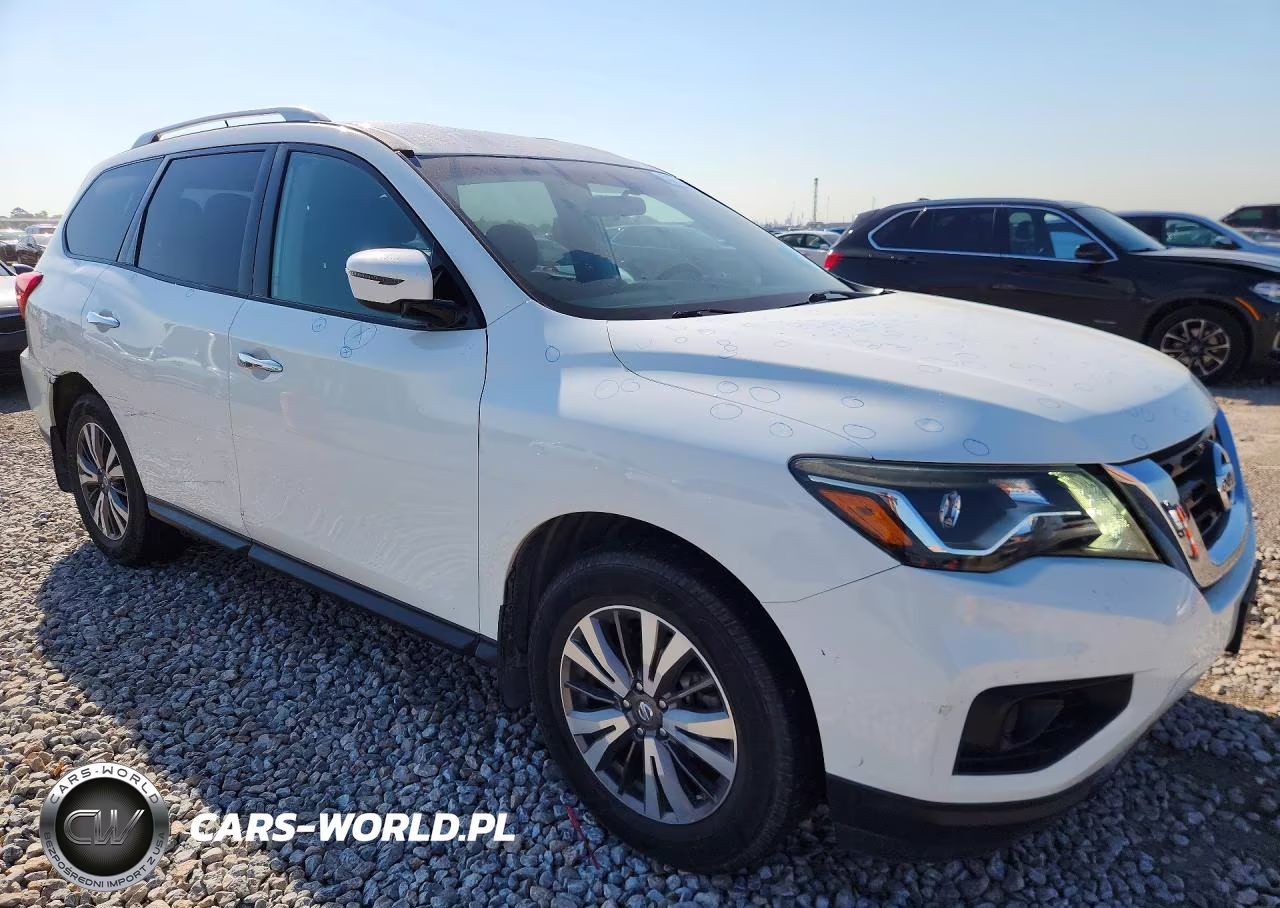 2017 Nissan Pathfinder S VIN:5N1DR2MN6HC913781 - 4