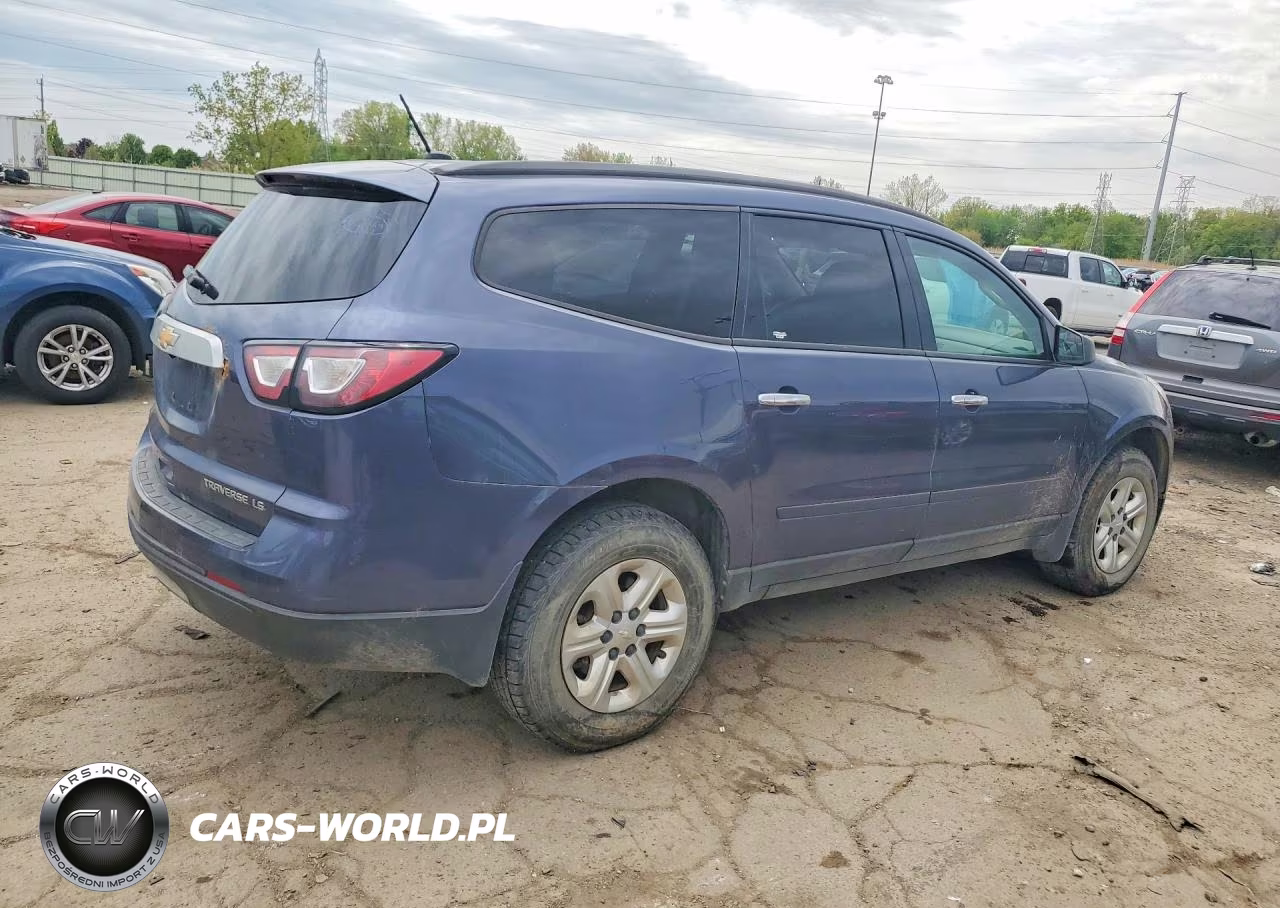 2013 Chevrolet Traverse Ls VIN:1GNKRFED5DJ102494 - 3
