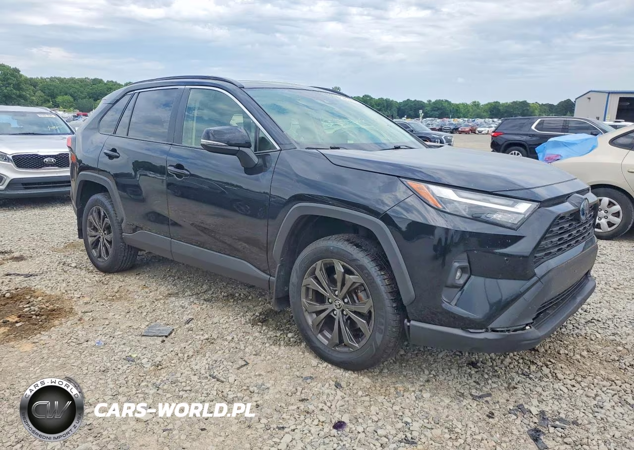 2022 Toyota Rav4 Xle Premium VIN:JTMB6RFV8ND051955 - 4
