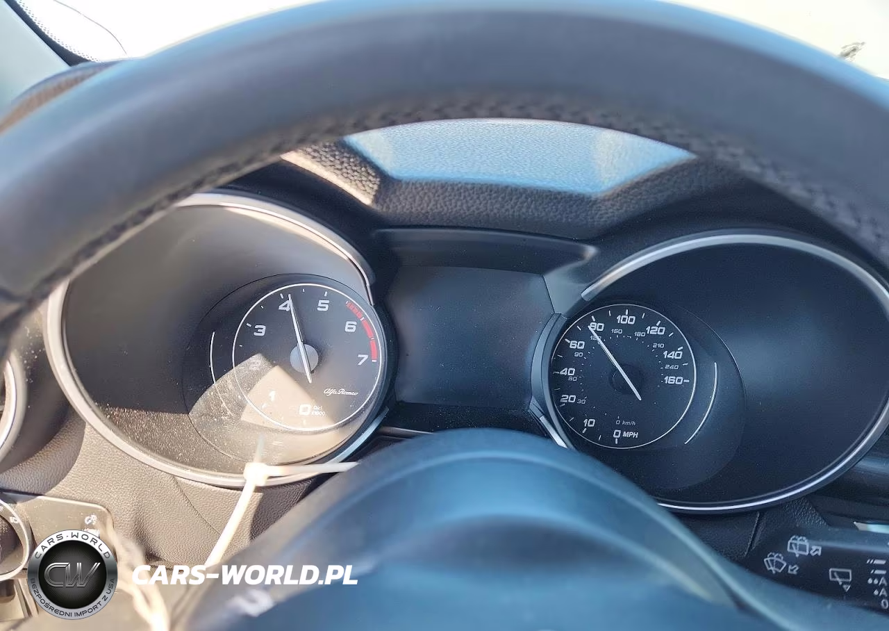 2018 Alfa Romeo Stelvio VIN:ZASFAKAN4J7B78197 - 9