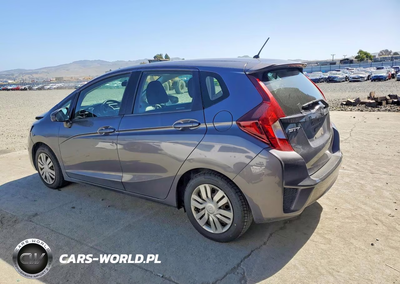 2015 Honda Fit Lx VIN:3HGGK5H56FM744327 - 2