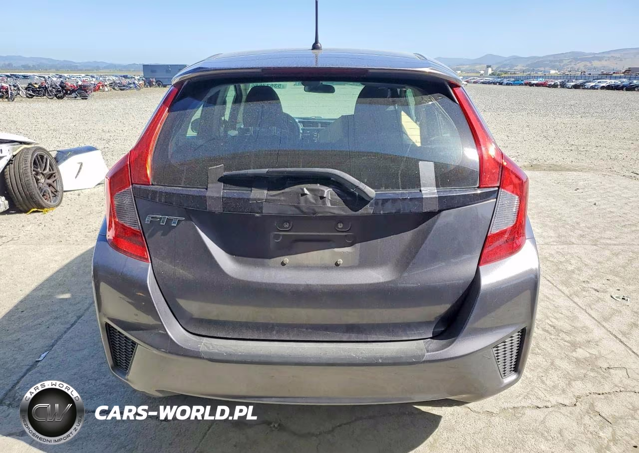 2015 Honda Fit Lx VIN:3HGGK5H56FM744327 - 6