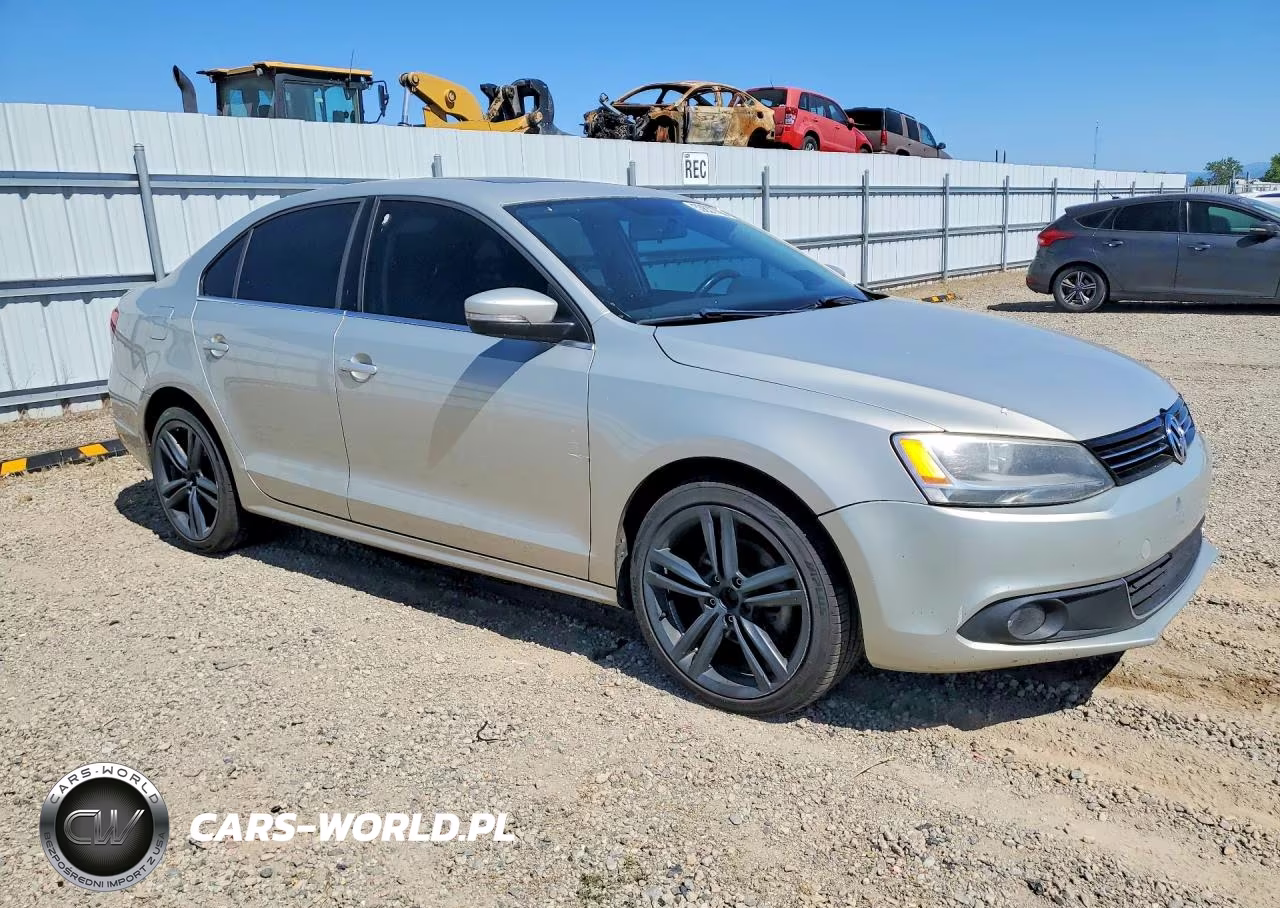2012 Volkswagen Jetta Tdi VIN:3VWLL7AJ7CM012519 - 4