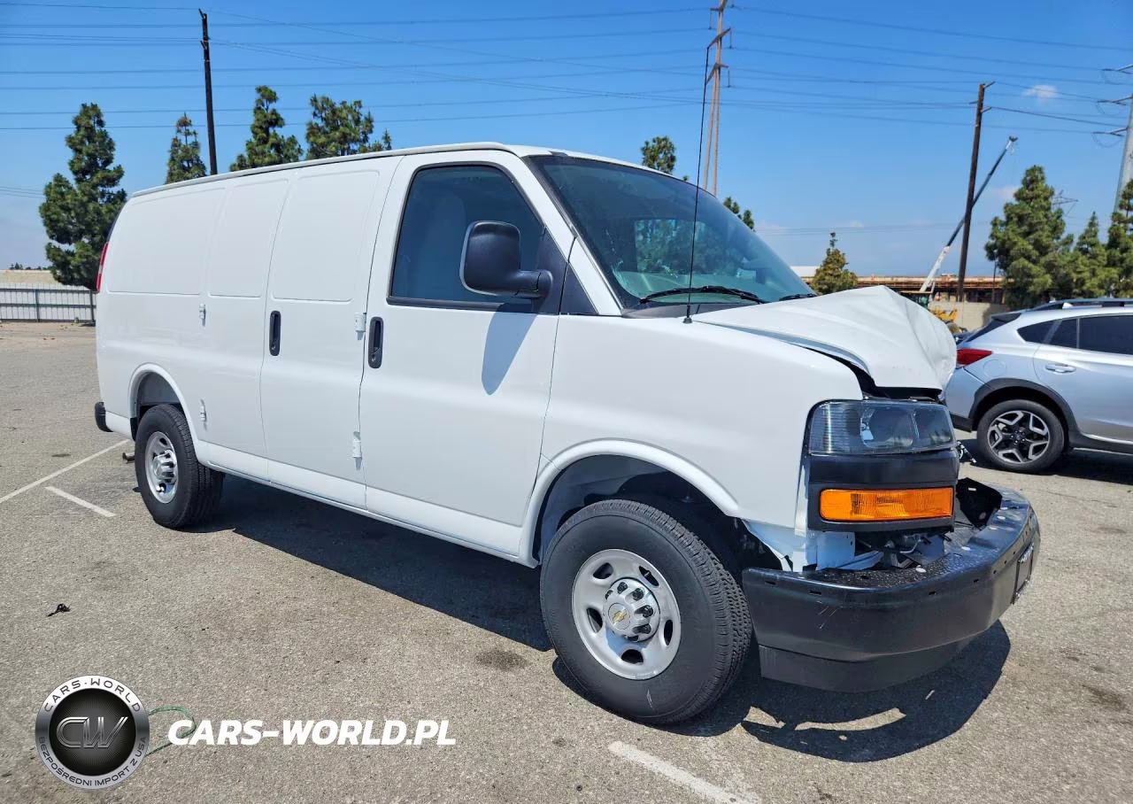 2026 Chevrolet Express G2500 VIN:1GCWGAFP4T1197303 - 4