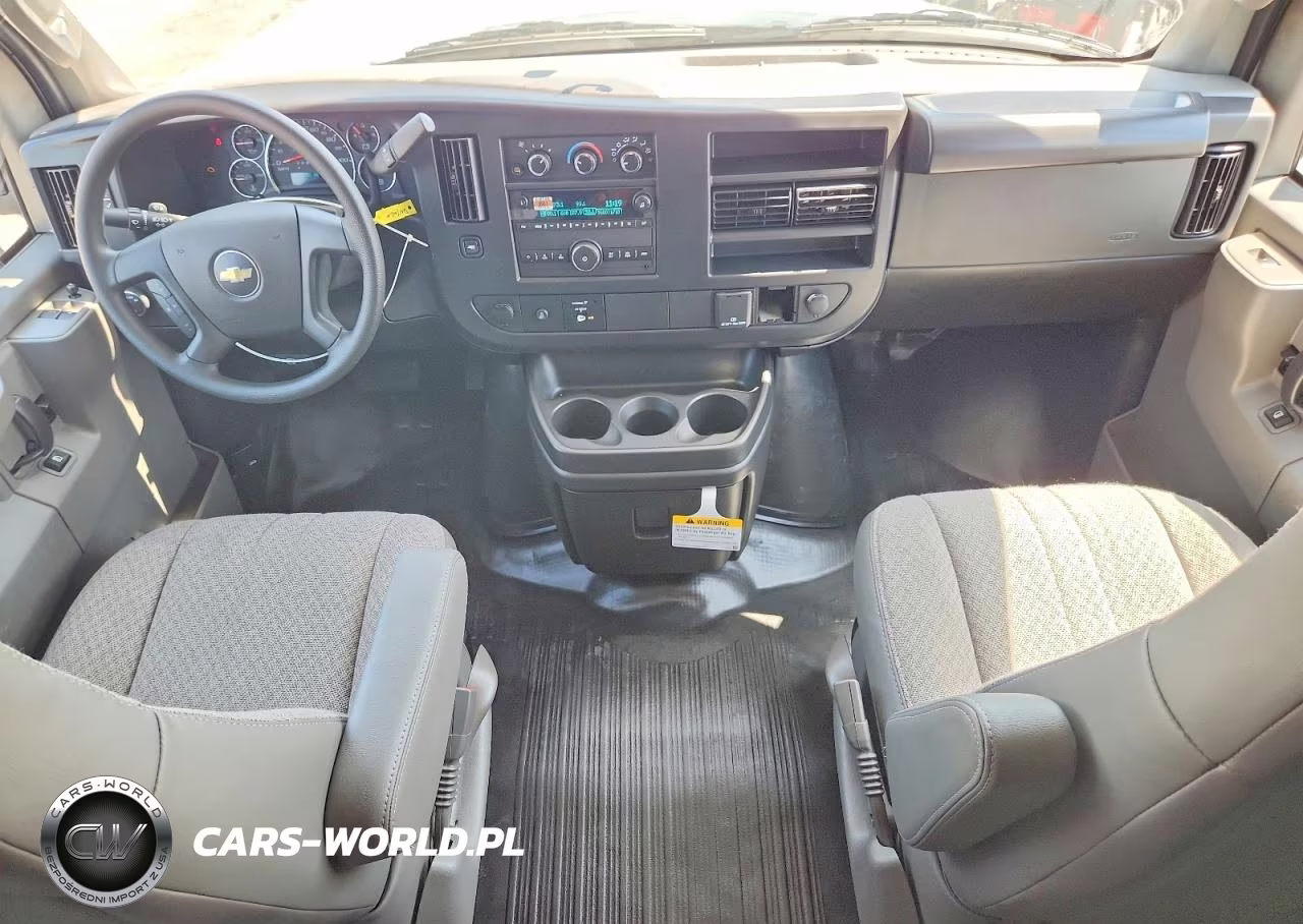 2026 Chevrolet Express G2500 VIN:1GCWGAFP4T1197303 - 8