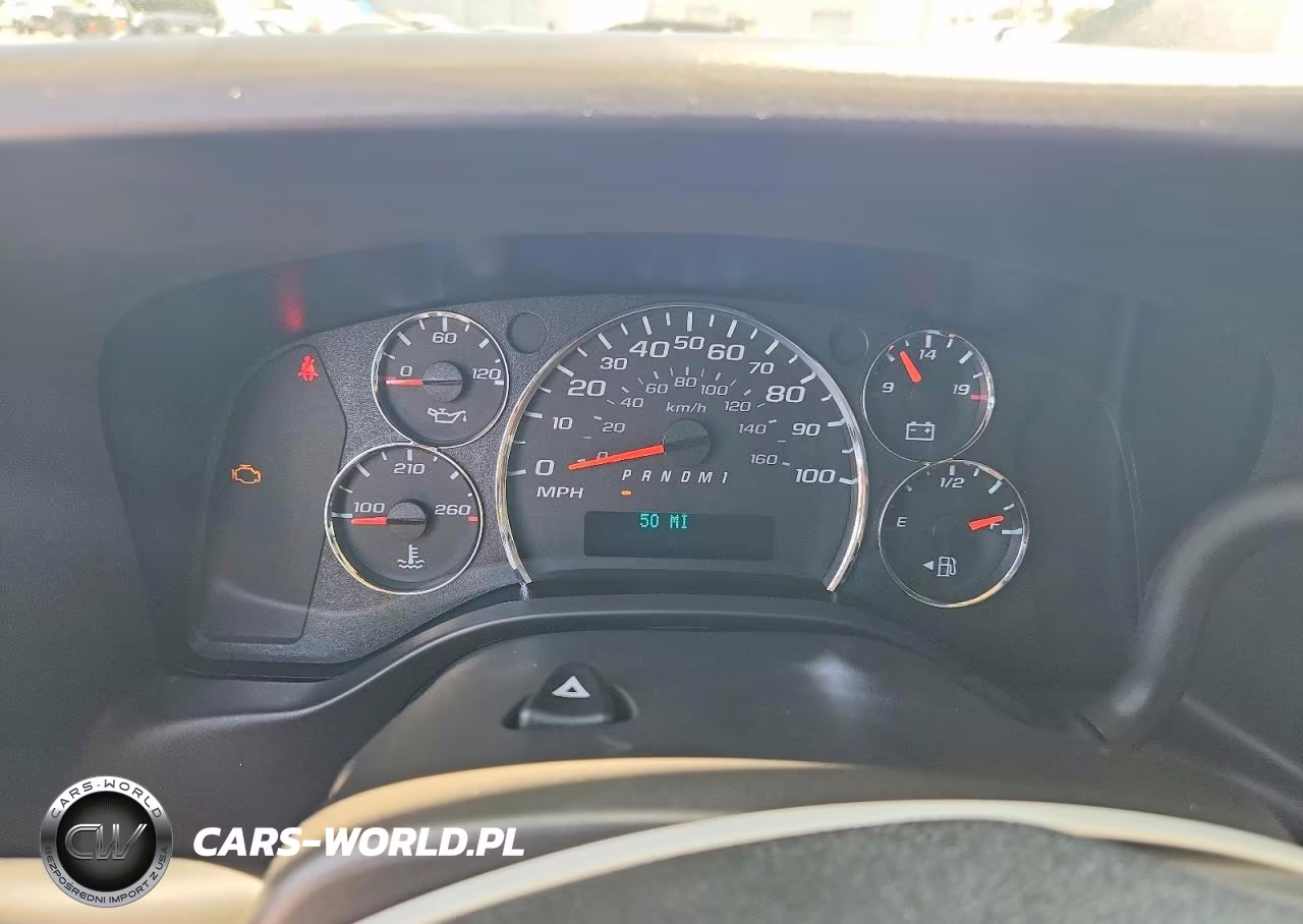 2026 Chevrolet Express G2500 VIN:1GCWGAFP4T1197303 - 9