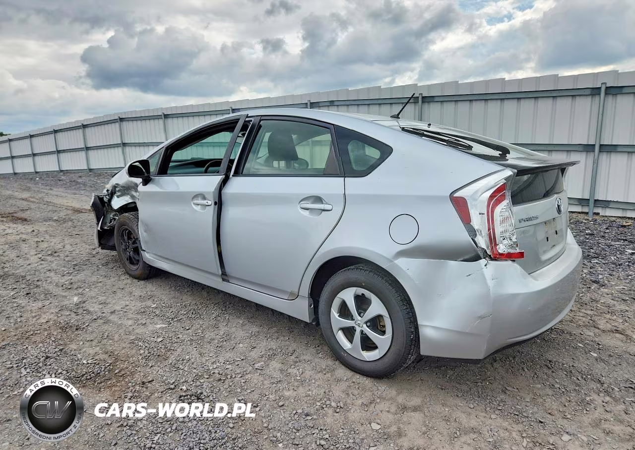 2013 Toyota Prius C Hyb VIN:JTDKN3DU3D5565392 - 2