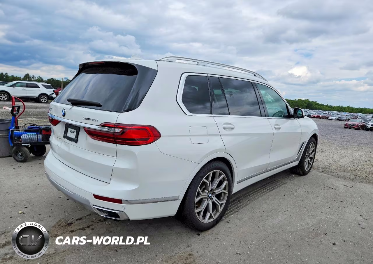 2019 BMW X7 xDrive40I VIN:5UXCW2C57KL089743 - 3