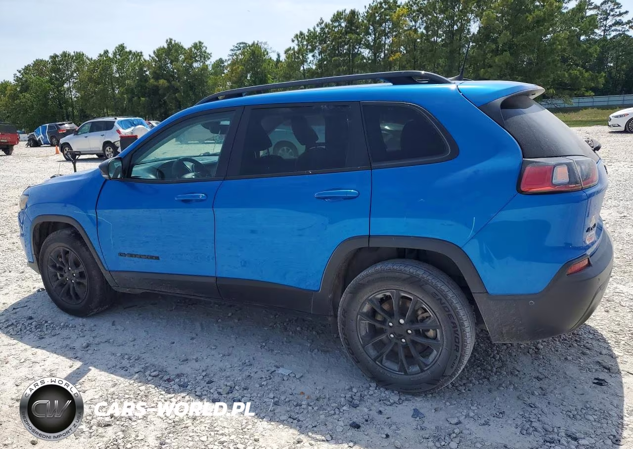 2023 Jeep Cherokee Altitude Lux VIN:1C4PJMMB8PD115611 - 2