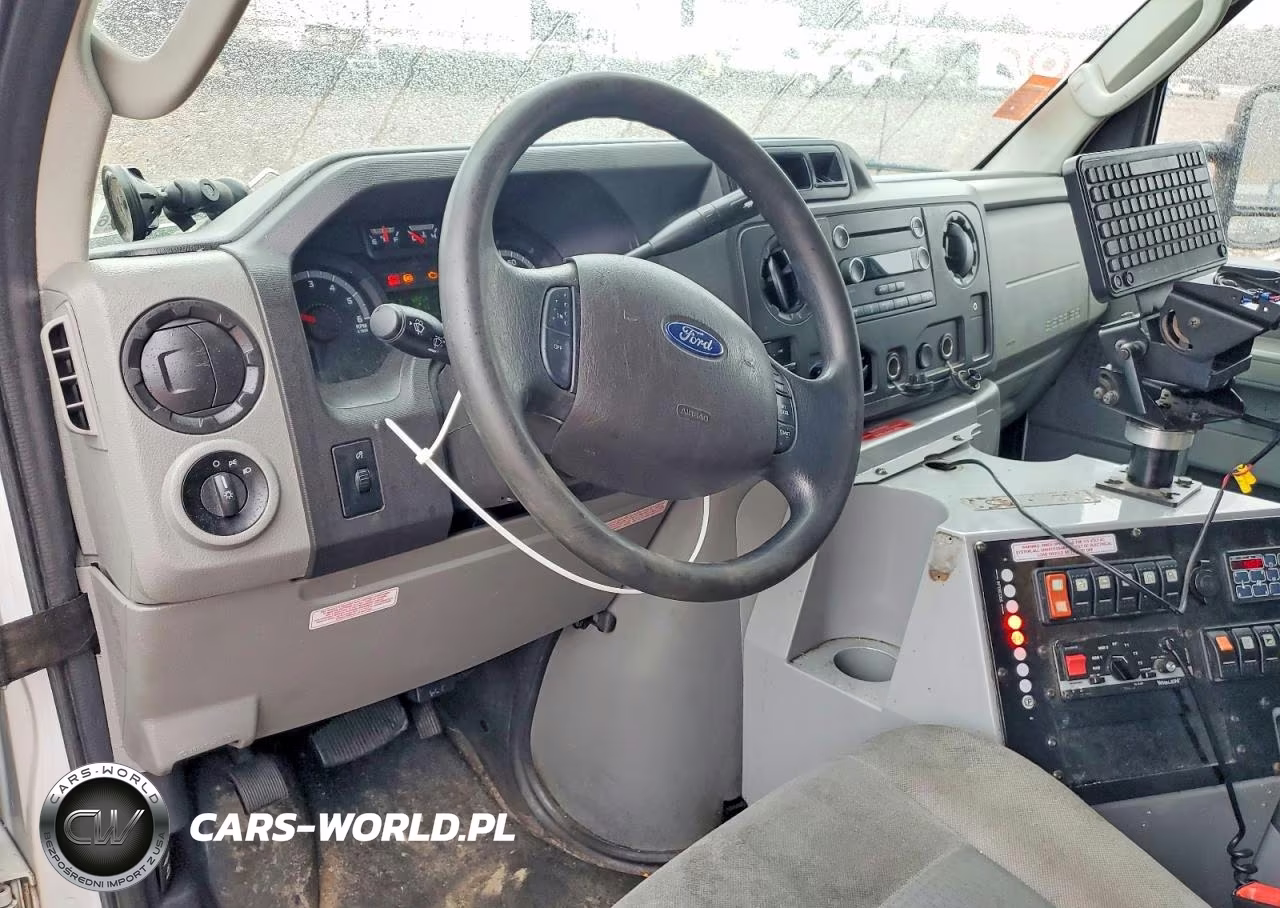 2018 Ford E350 Ambulance VIN:1FDWE3FS0JDC23179 - 8