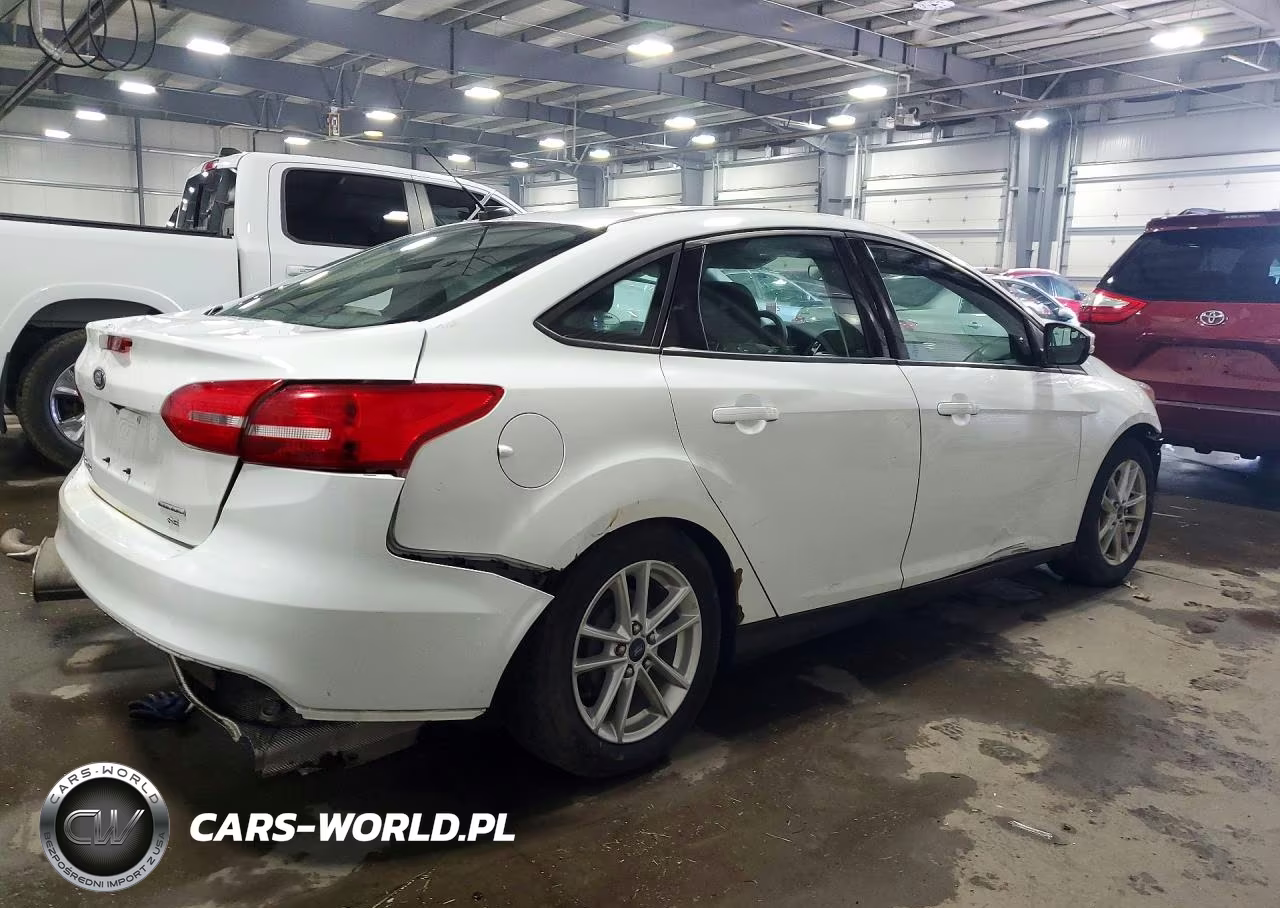 2015 Ford Foc VIN:1FADP3F27FL262909 - 3
