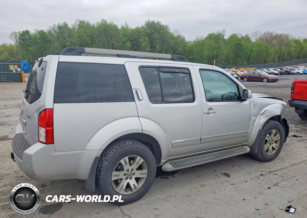 2012 Nissan Pathfinder S VIN:5N1AR1NB2CC618509 - 3