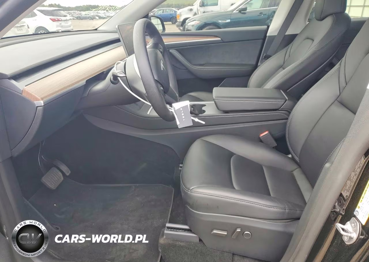 2024 Tesla Model Y VIN:7SAYGAEE4RF009102 - 7