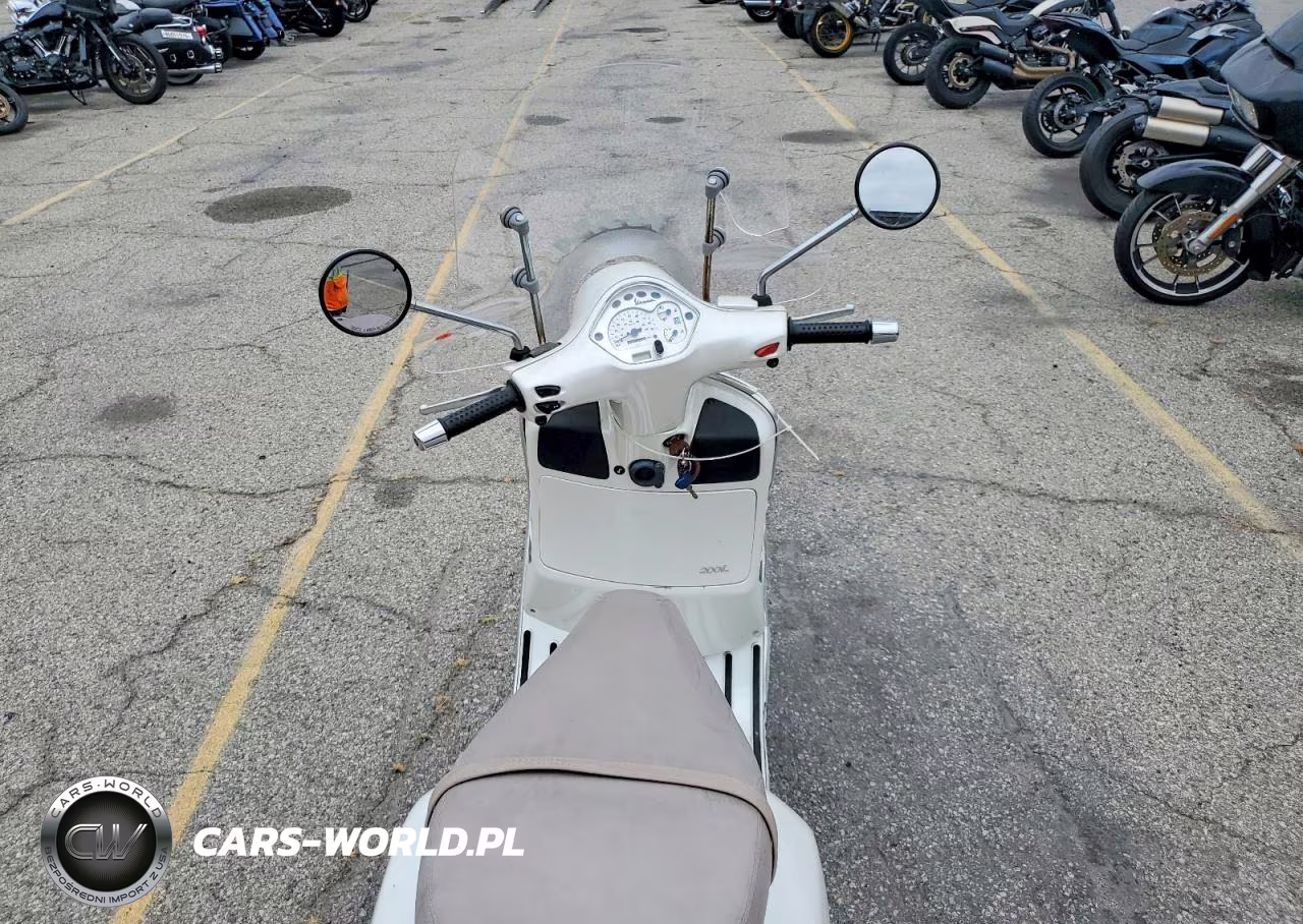 2006 Vespa Granturismo 200 VIN:ZAPM319KX65005543 - 6