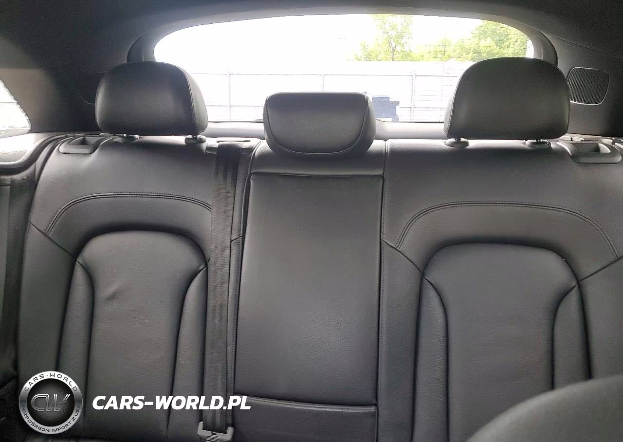 2018 Audi Q3 Premium VIN:WA1ECCFS3JR002050 - 10