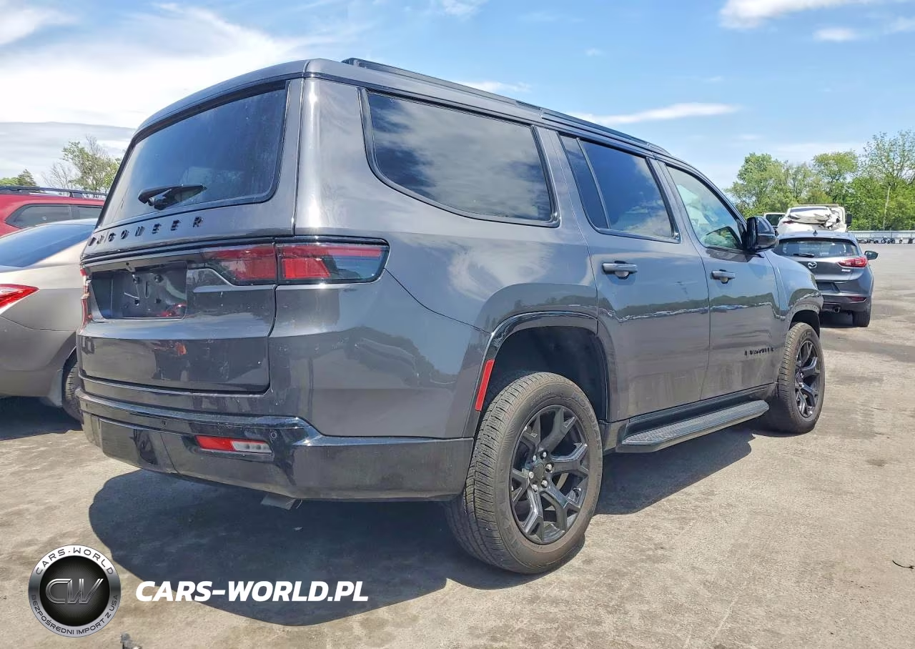 2024 Jeep Wagoneer Series Ii VIN:1C4SJVBP9RS187916 - 3