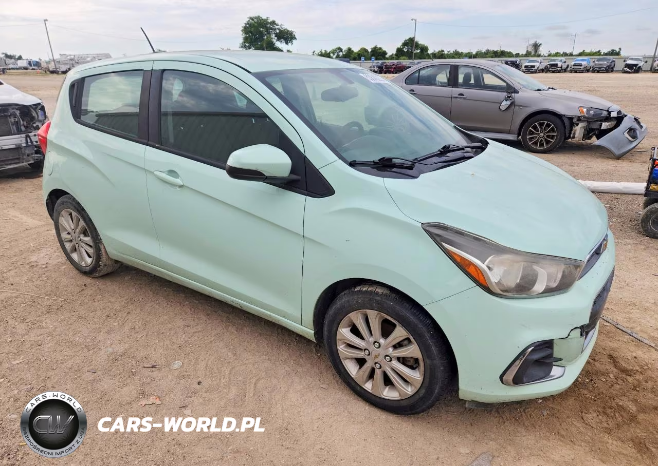 2017 Chevrolet Spark 1Lt VIN:KL8CD6SAXHC736327 - 4