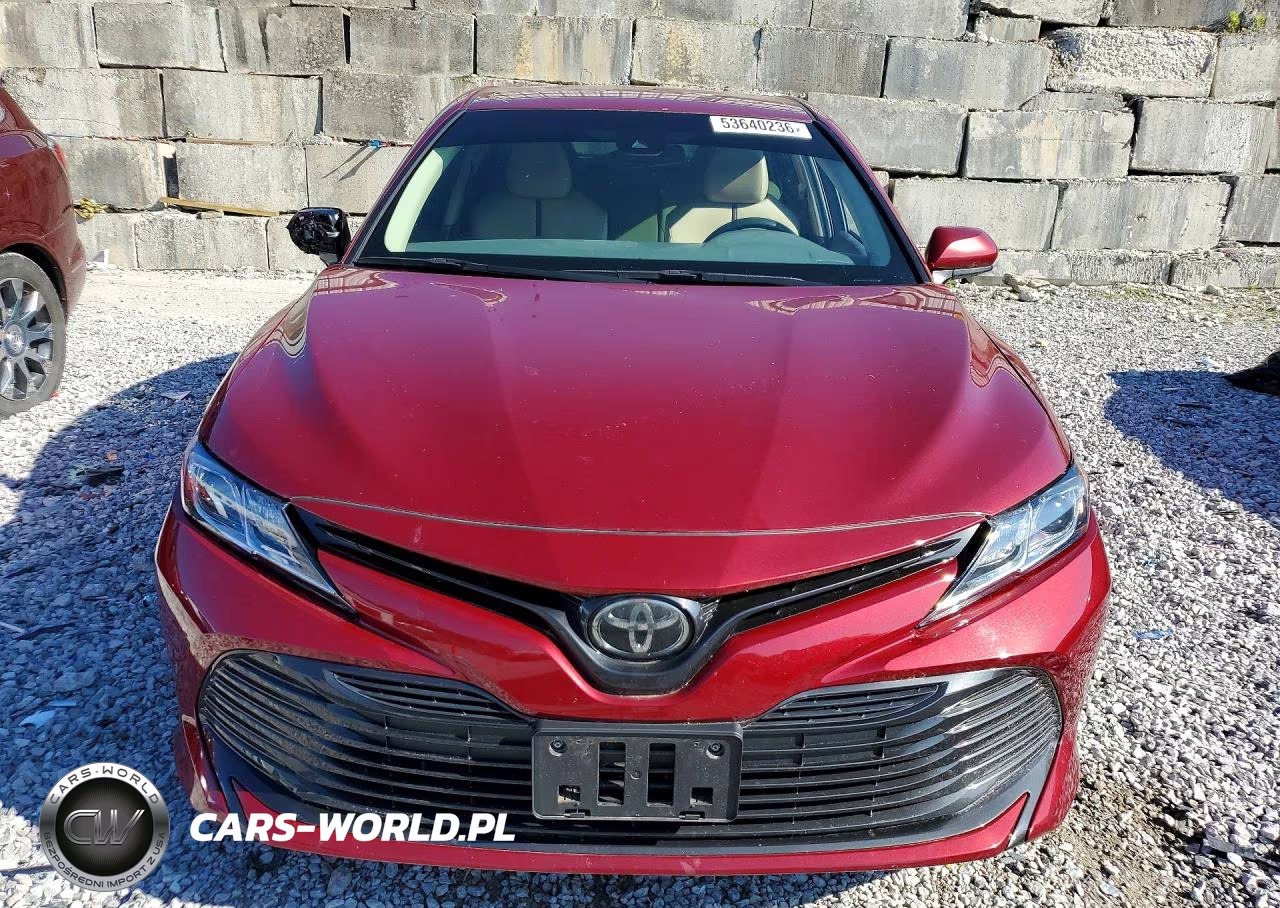 2018 Toyota Camry Le VIN:4T1B11HK1JU622338 - 5