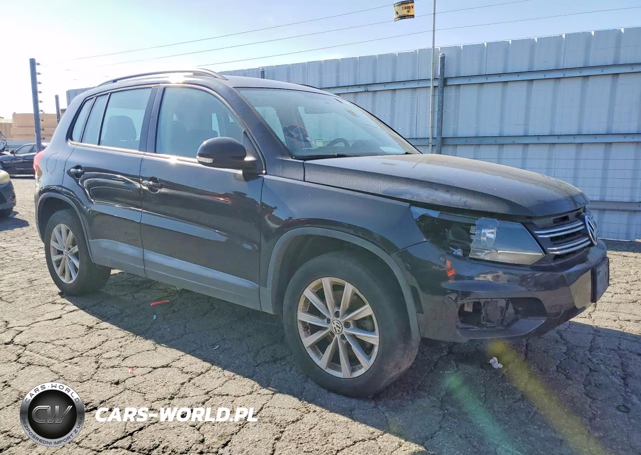 2017 Volkswagen Tiguan S VIN:WVGAV7AXXHK041967 - 4