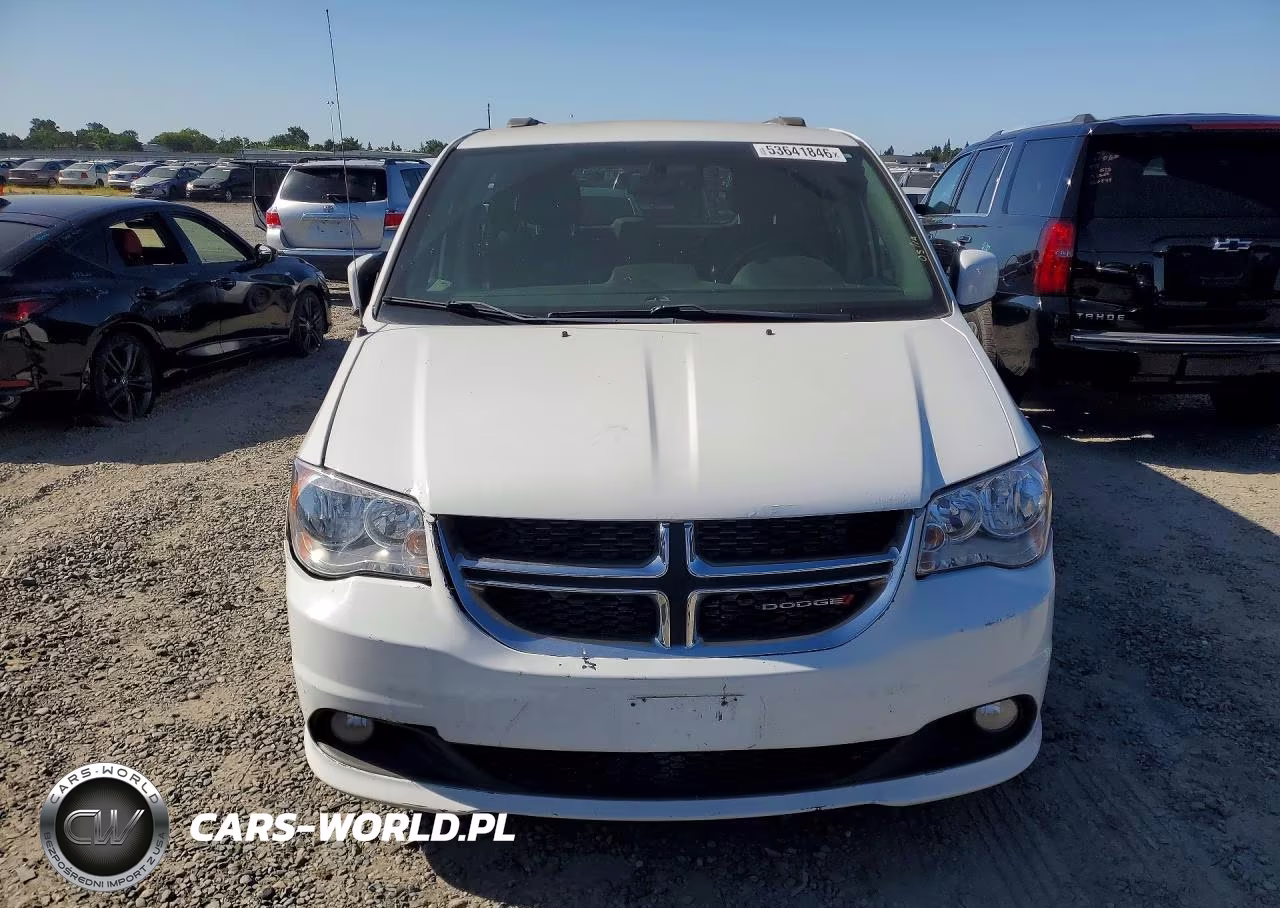 2018 Dodge Grand Caravan Sxt VIN:2C4RDGCG0JR248611 - 5