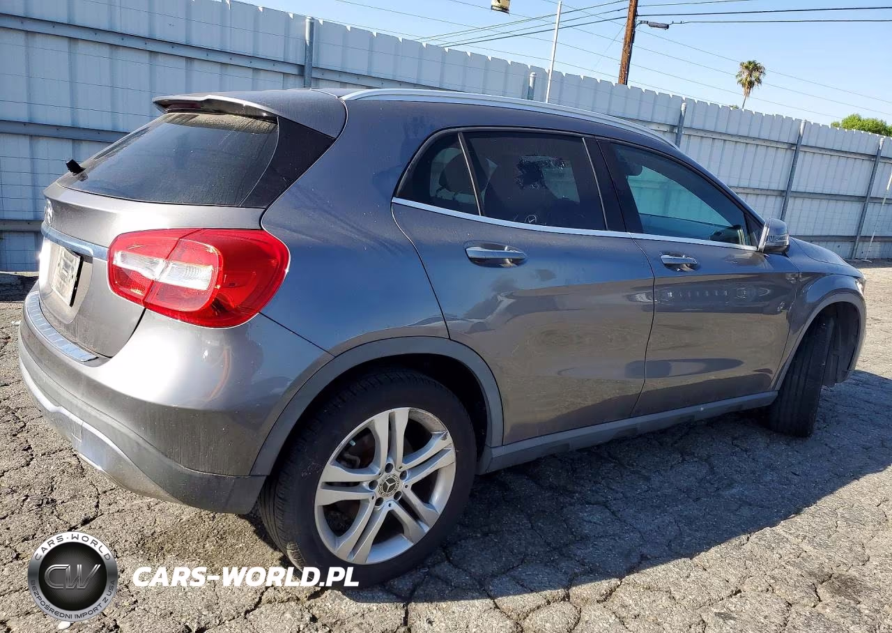2018 Mercedes-Benz Gla 250 VIN:WDCTG4EB8JJ455789 - 3