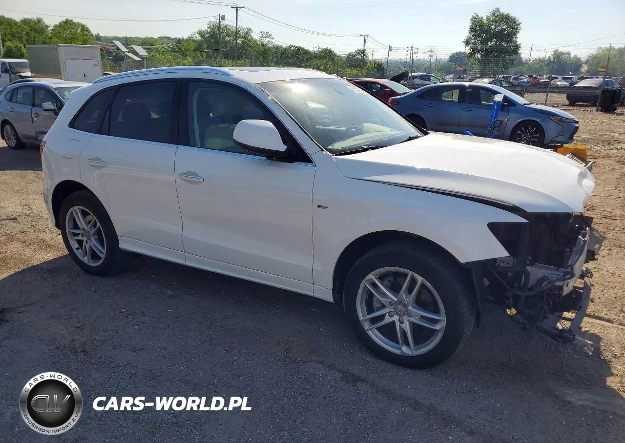 2015 Audi Q5 Premium Plus VIN:WA1DGAFP7FA022114 - 4