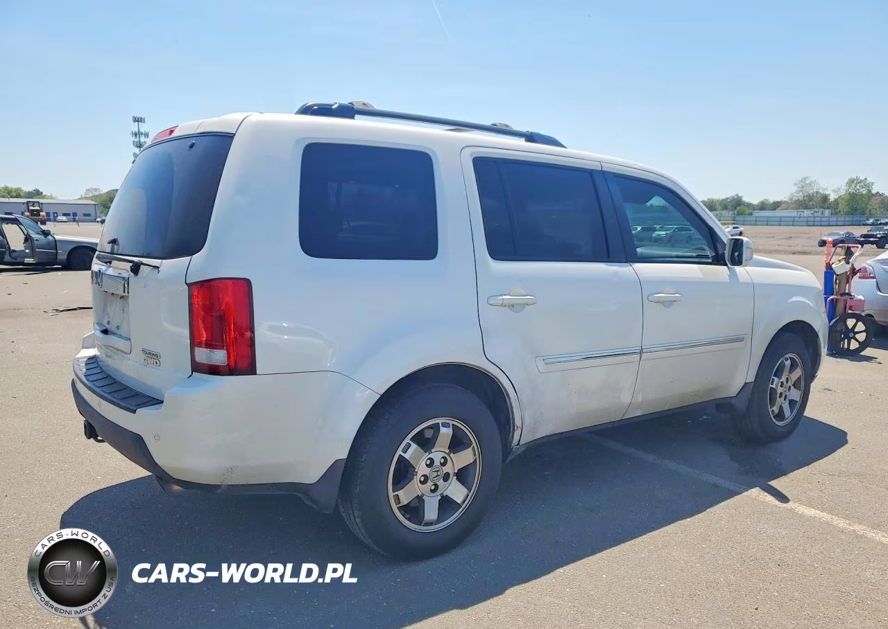 2011 Honda Pilot Touring VIN:5FNYF4H95BB026299 - 3