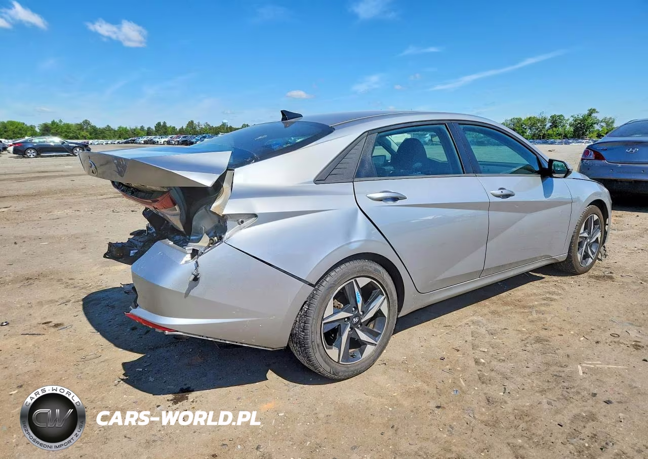 2023 Hyundai Elantra Sel VIN:5NPLS4AG8PH107448 - 3