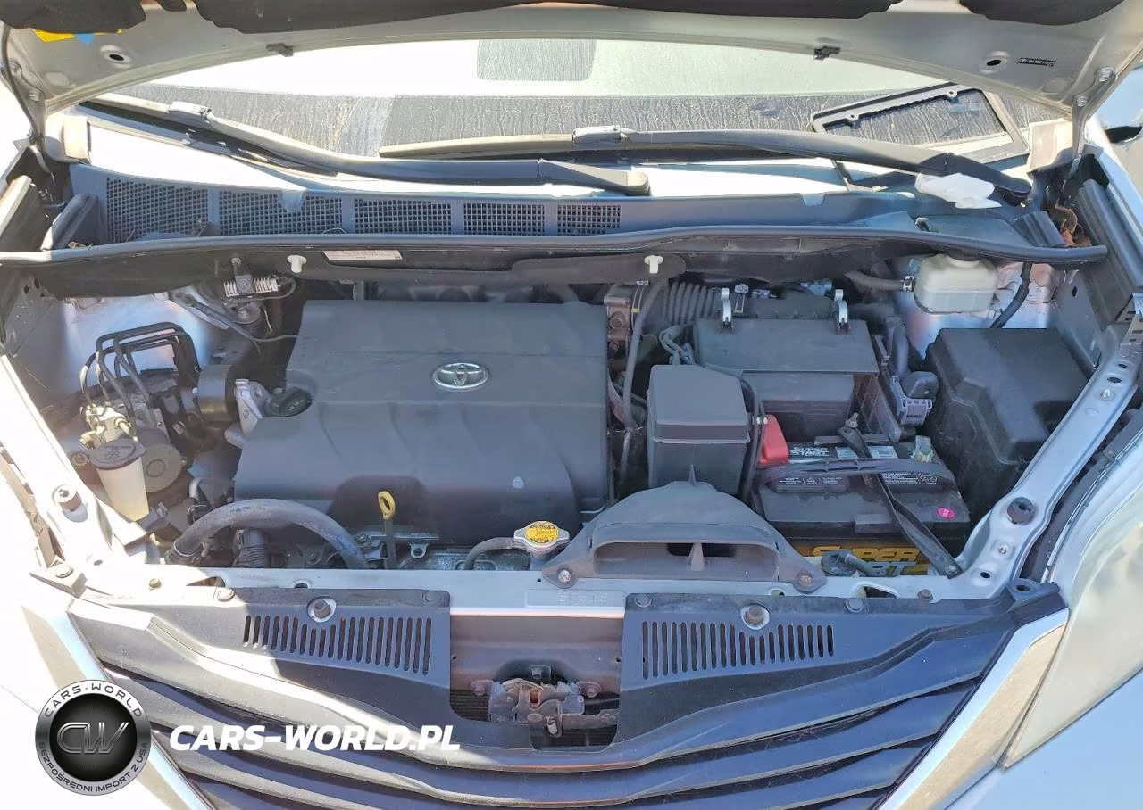 2014 Toyota Sienna Le VIN:5TDKK3DC4ES484459 - 12