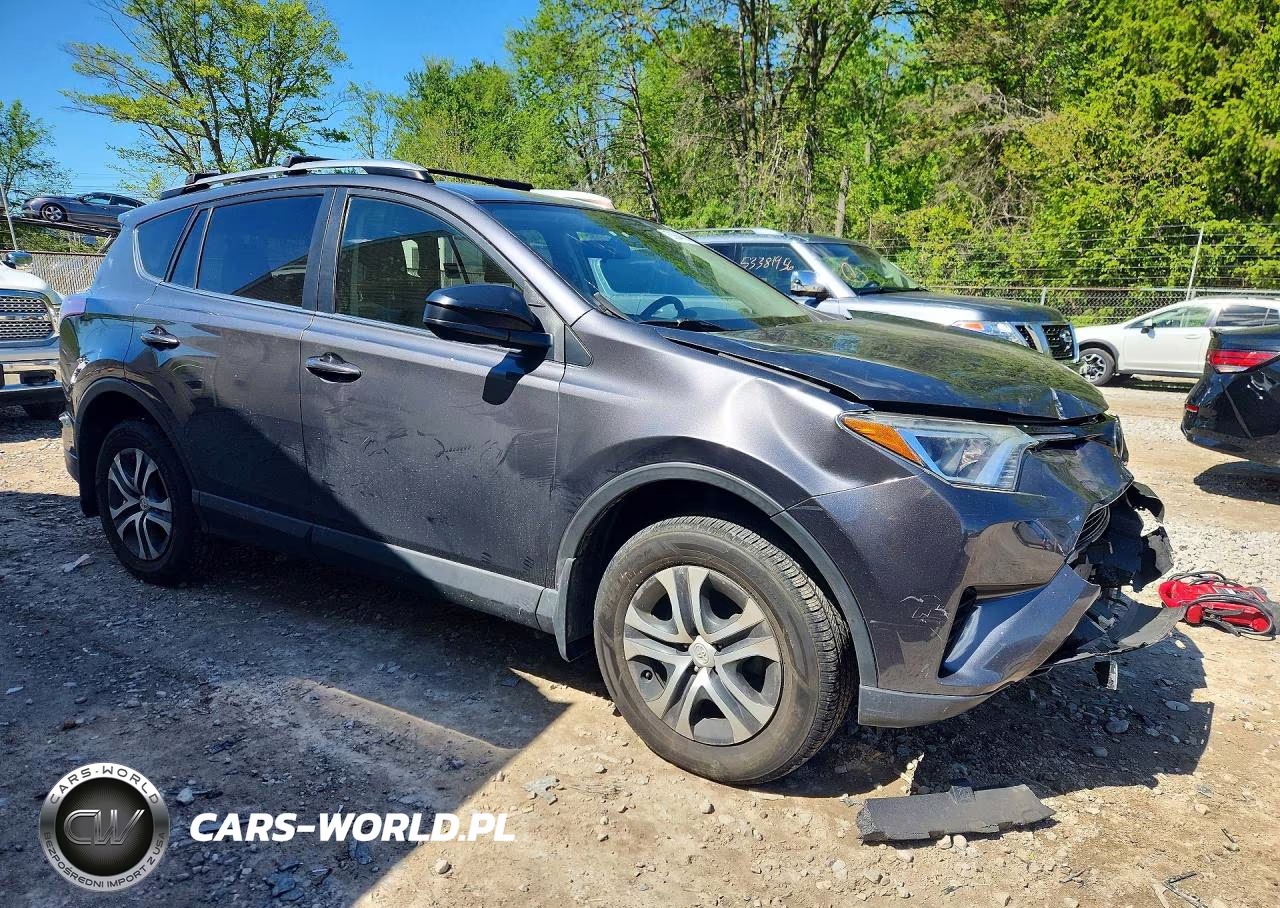 2017 Toyota Rav4 Le VIN:JTMBFREV5HJ706029 - 4