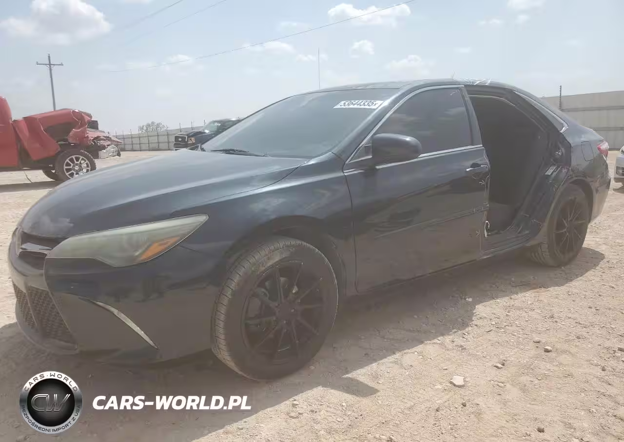 2015 Toyota Camry Xse