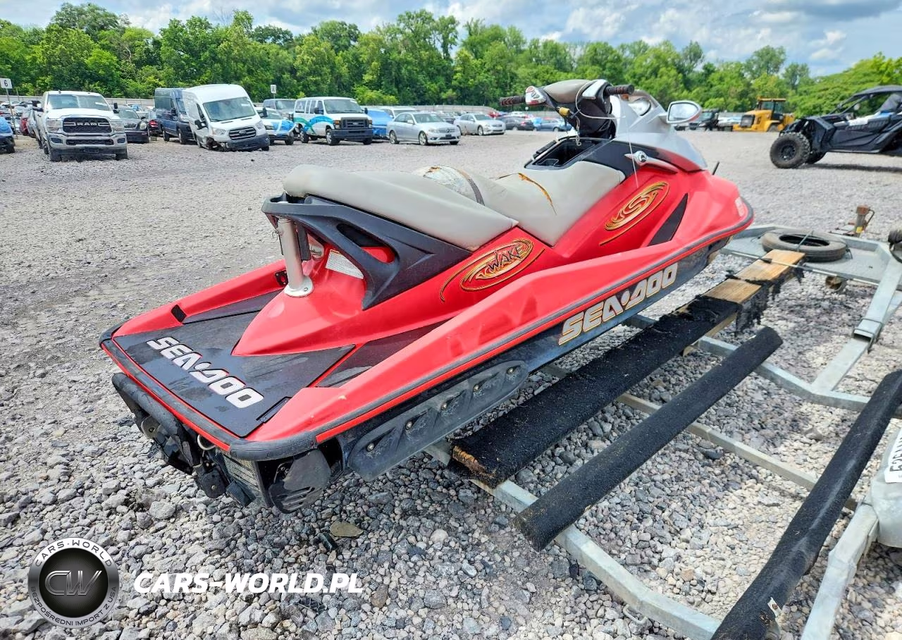 2018 Bombardier Sea Doo VIN:YDV10424A505 - 4