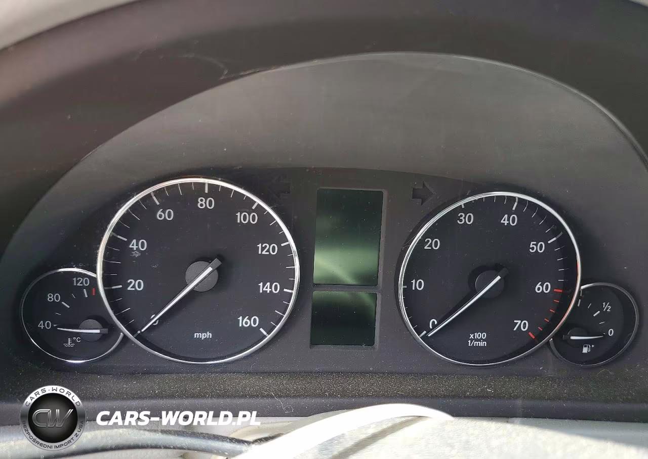 2005 Mercedes-Benz C 230K Sport Sedan VIN:WDBRF40J55F613305 - 9