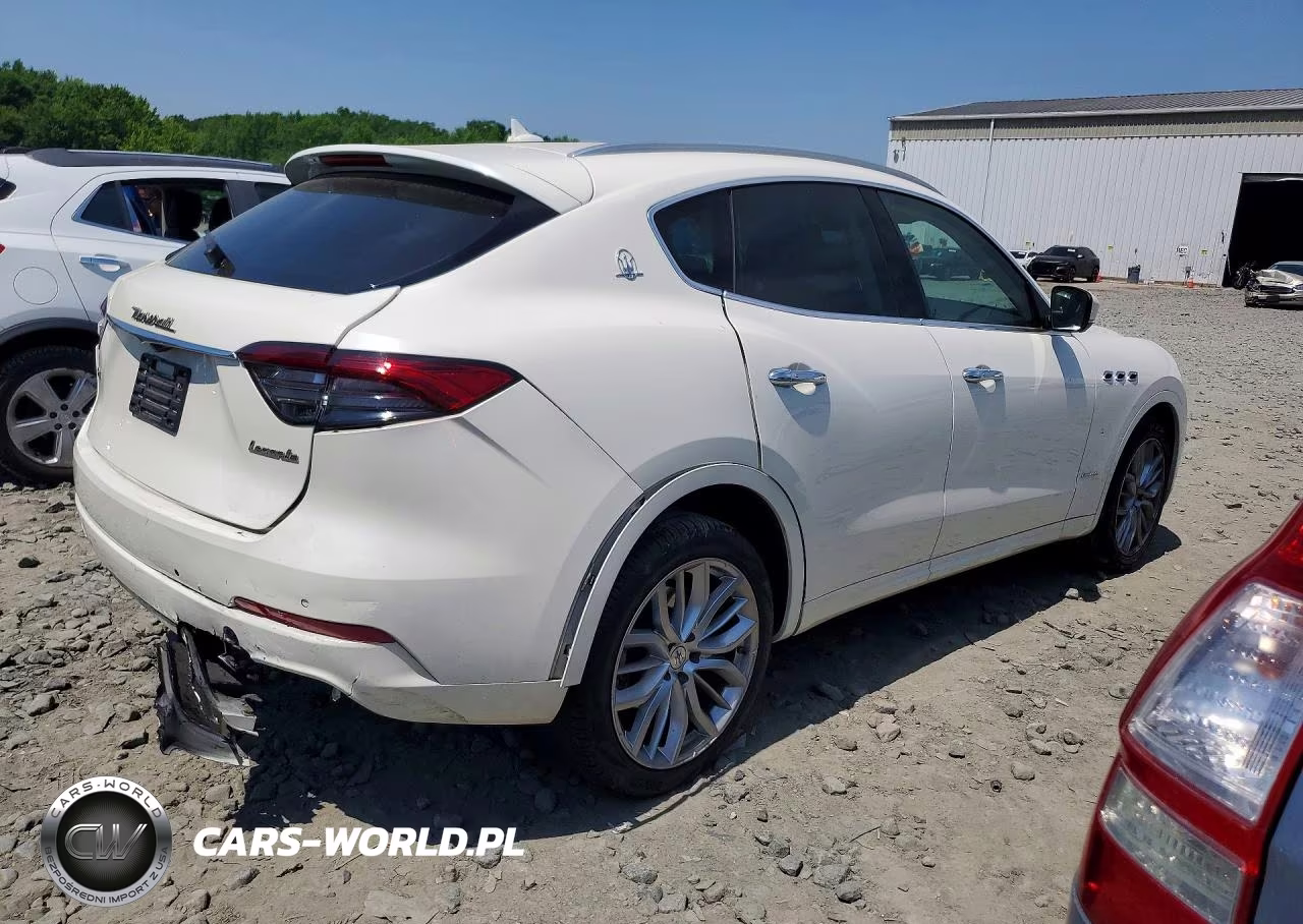 2021 Maserati Levante S Luxury VIN:ZN661YUL1MX372730 - 3