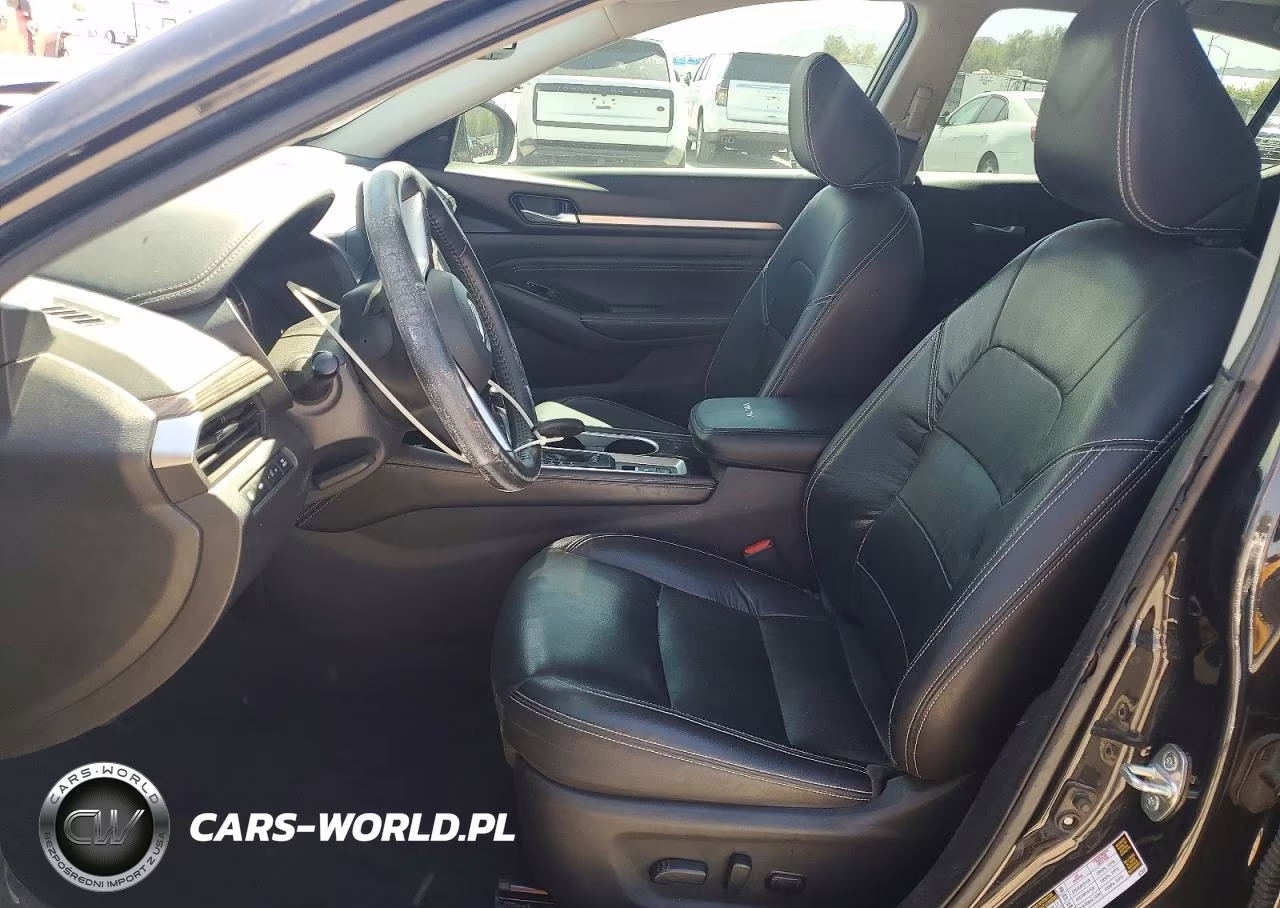 2021 Nissan Altima Platinum VIN:1N4BL4FW5MN380180 - 7