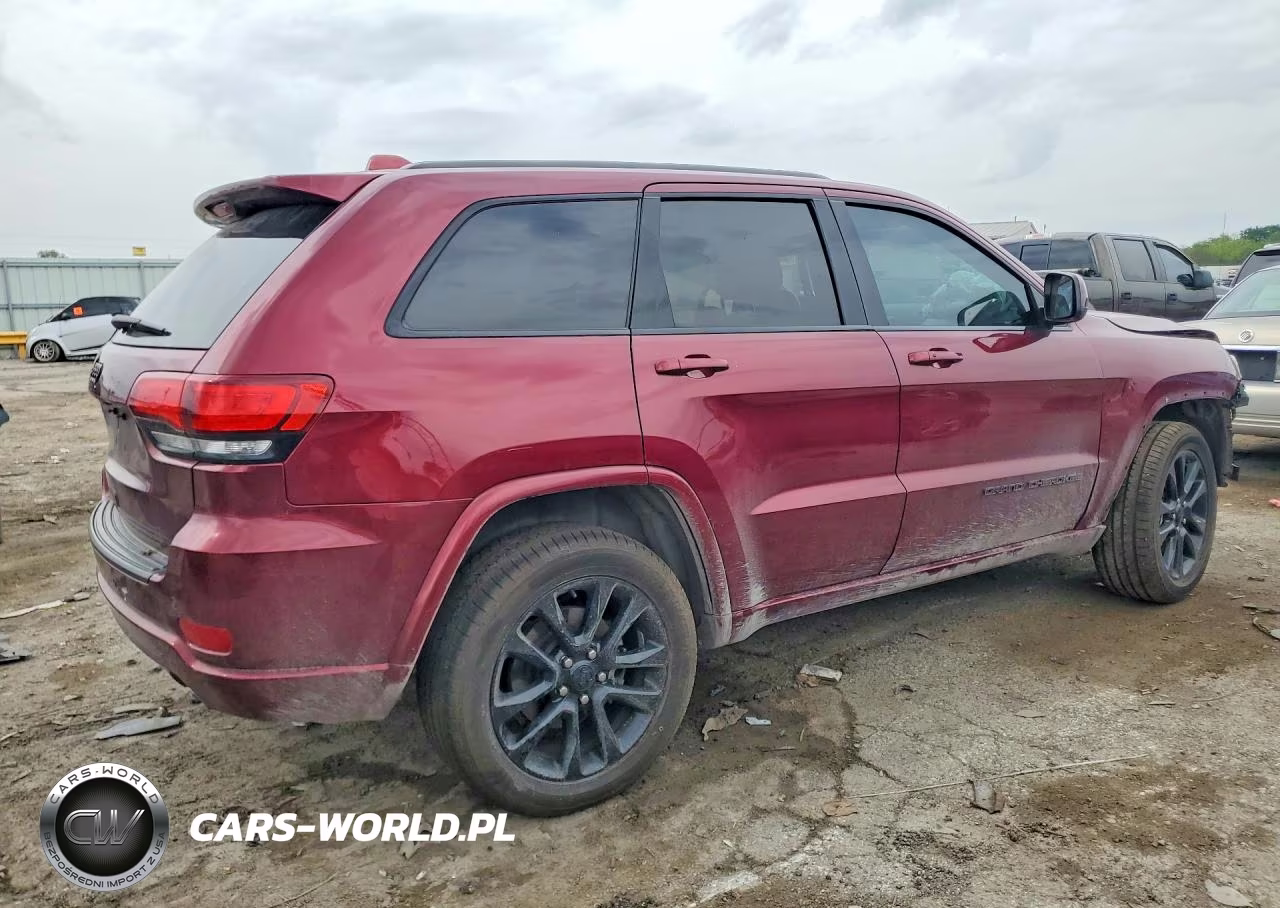 2020 Jeep Grand Cherokee Laredo VIN:1C4RJFAG5LC156198 - 3